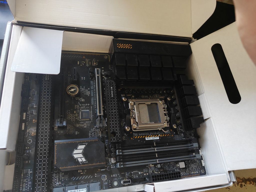 Asus B650-Plus Tuf Gaming Wifi