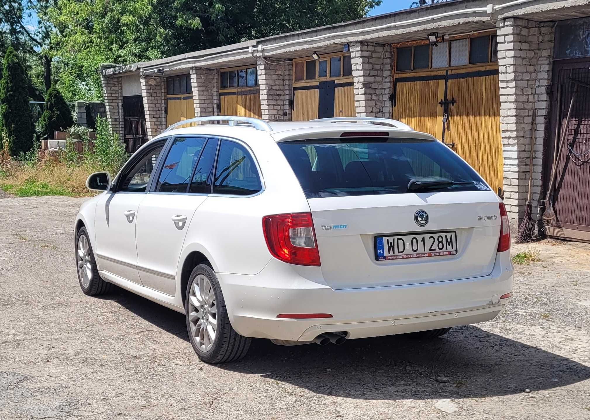 Skoda Superb 2011 Elegance 1.6 tdi