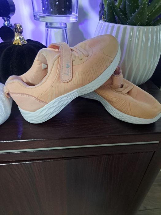 Butki dla dziewczynki buty rozmiar 29