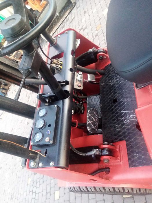 Продам погрущик Балканкар1792