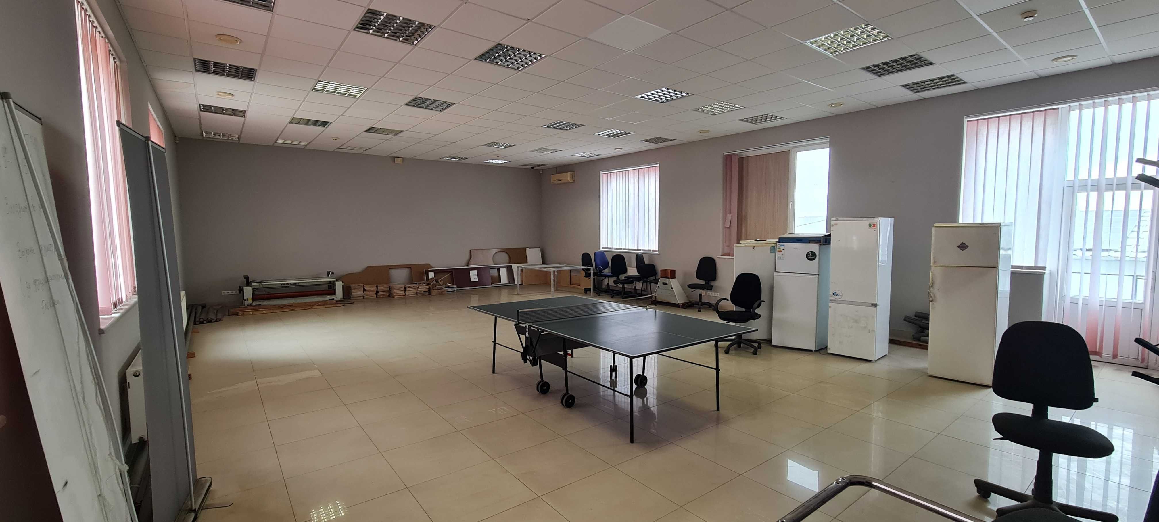 Оренда приміщення 120 кв.м. вул. 12 Повздовжня. Без комісійних.
