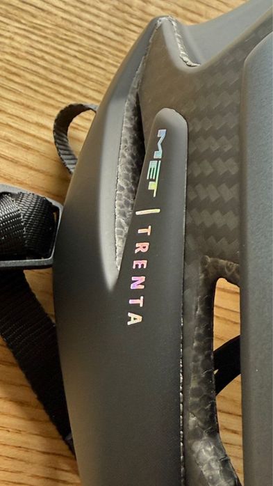 Шолом MET Trenta 3K Carbon MIPS