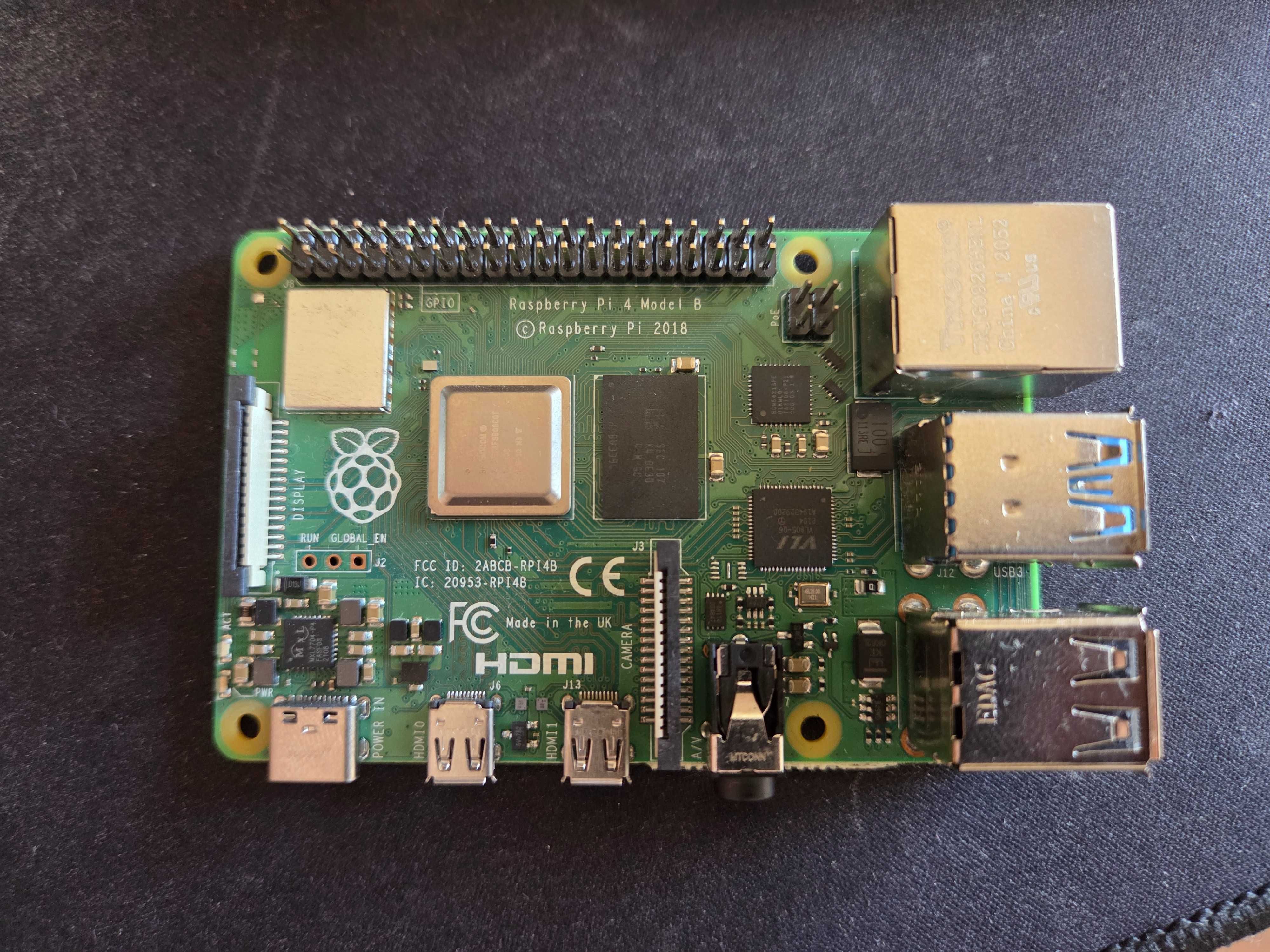 Raspberry Pi 4 Model B 4GB WiFi + akcesoria