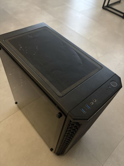 Komputer stacjonarny