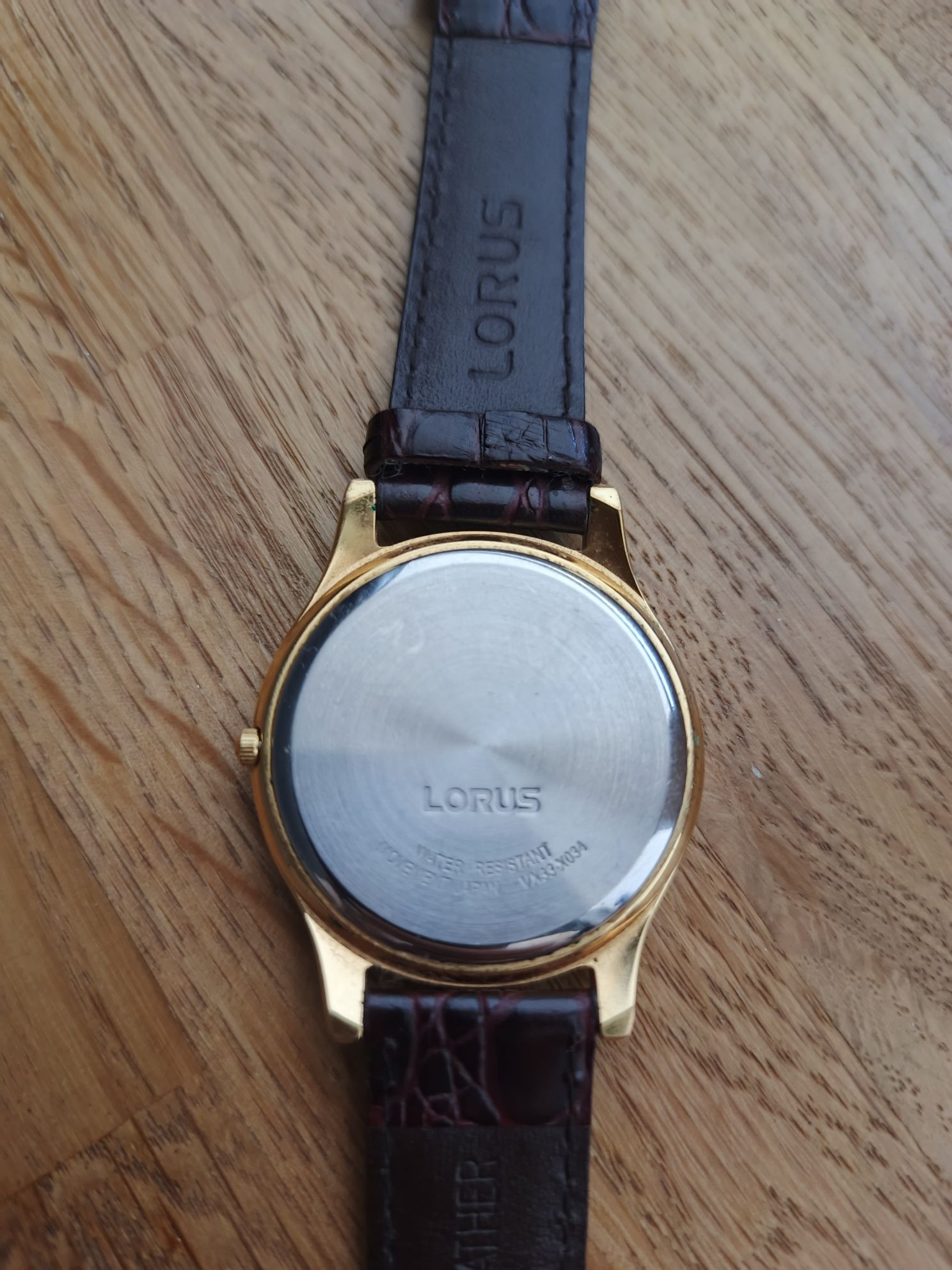 Годинник Lorus жіночий