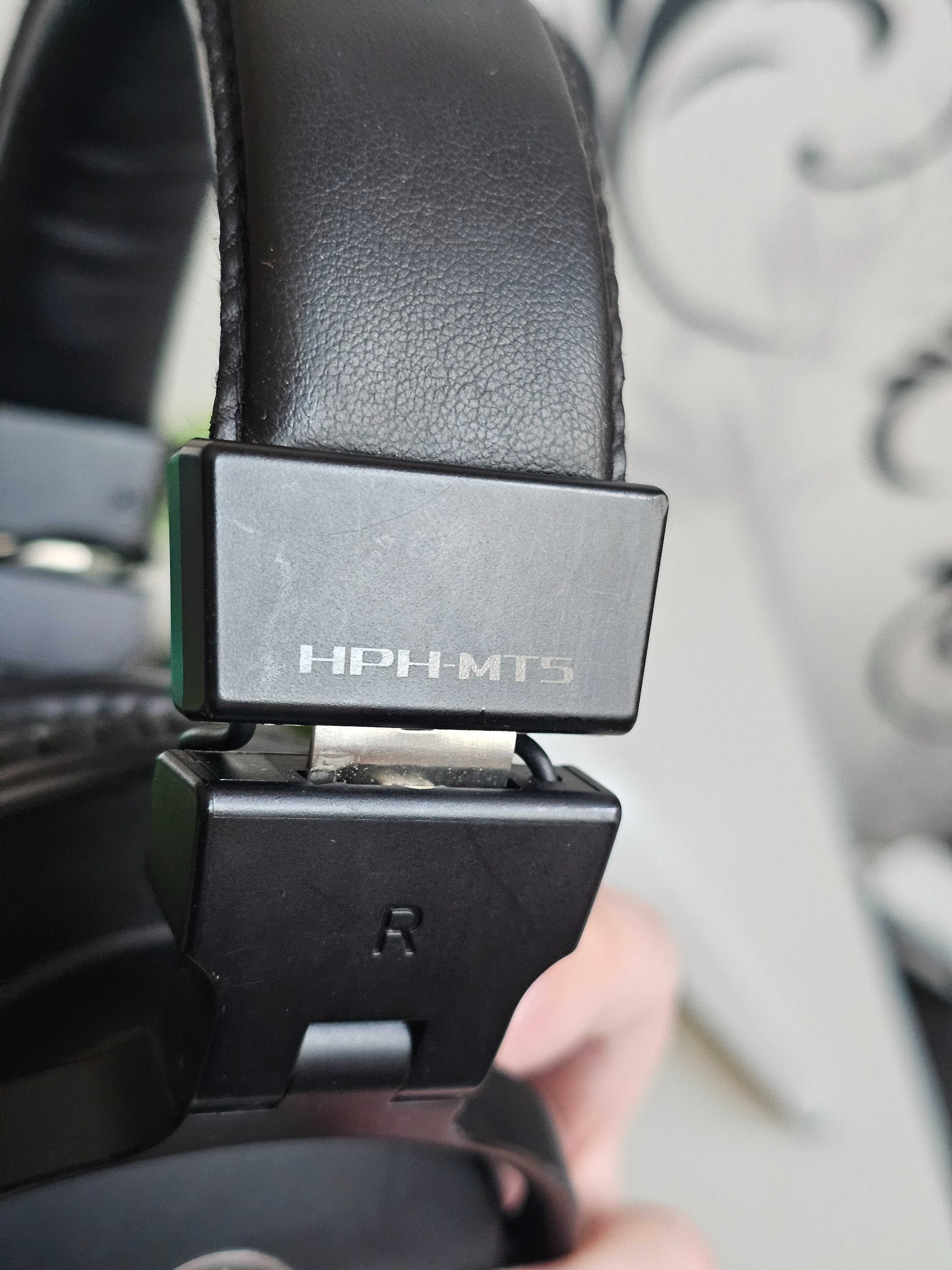 Студійні навушники Yamaha HPH-MT5