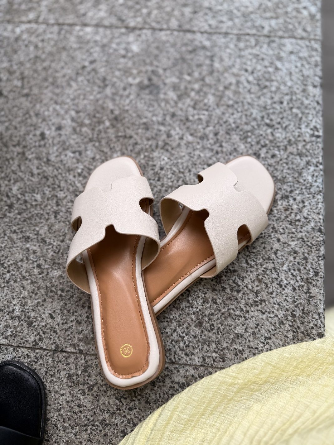 РОЗПРОДАЖ ‼️‼️‼️Шльопанці у стилі hermes з 36-41