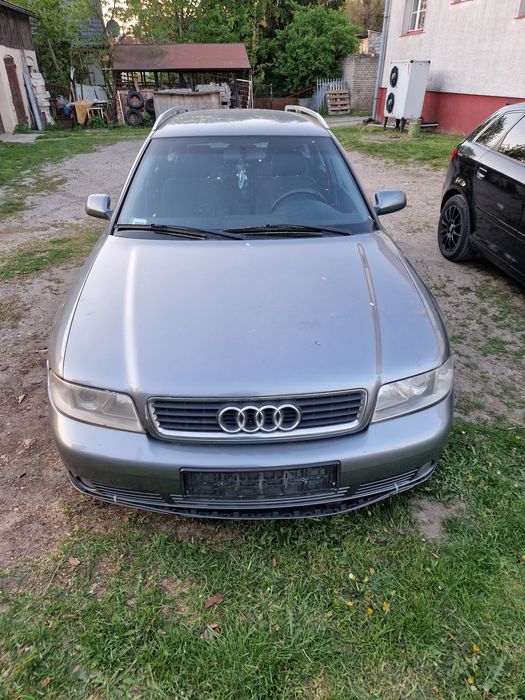 Na części audi a4 b5 1.8T 2001r