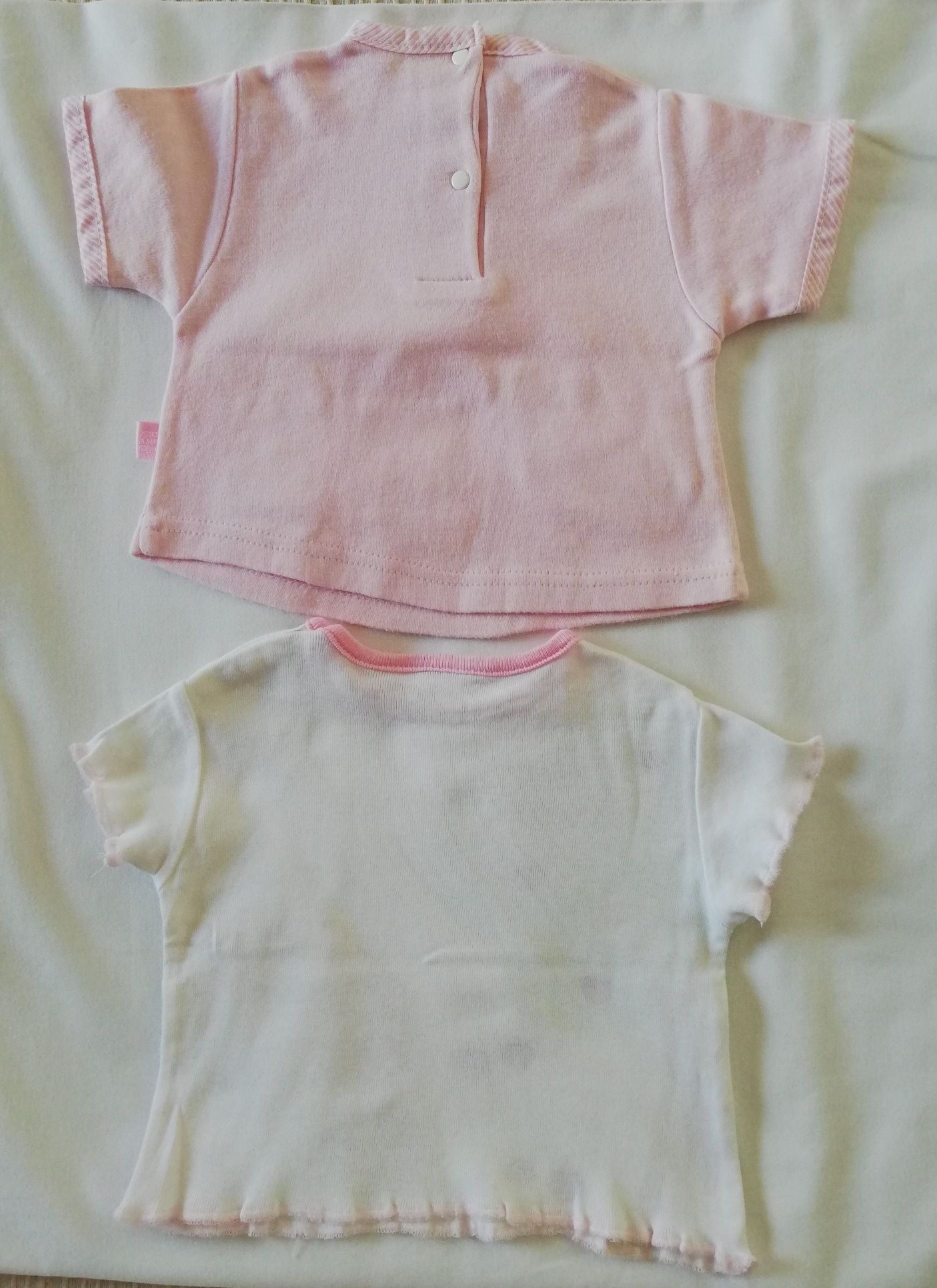 Lote de 2 T Shirts, em algodão, T. 0 aos 3 meses