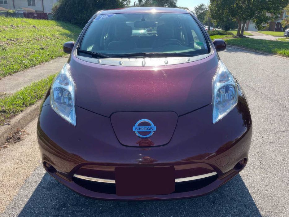 Nissan LEAF SL      2016