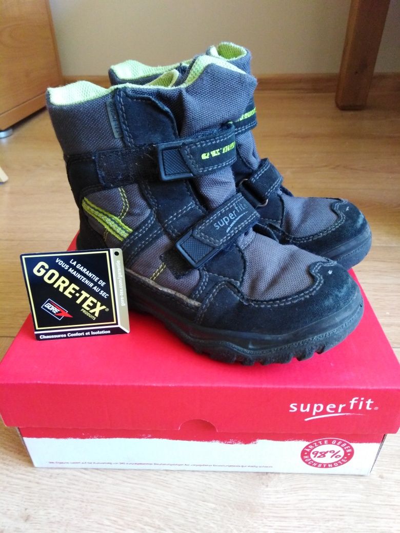 Buty zimowe Superfit z Goretexem rozmiar 30, dl. wkładki ok. 18,5cm