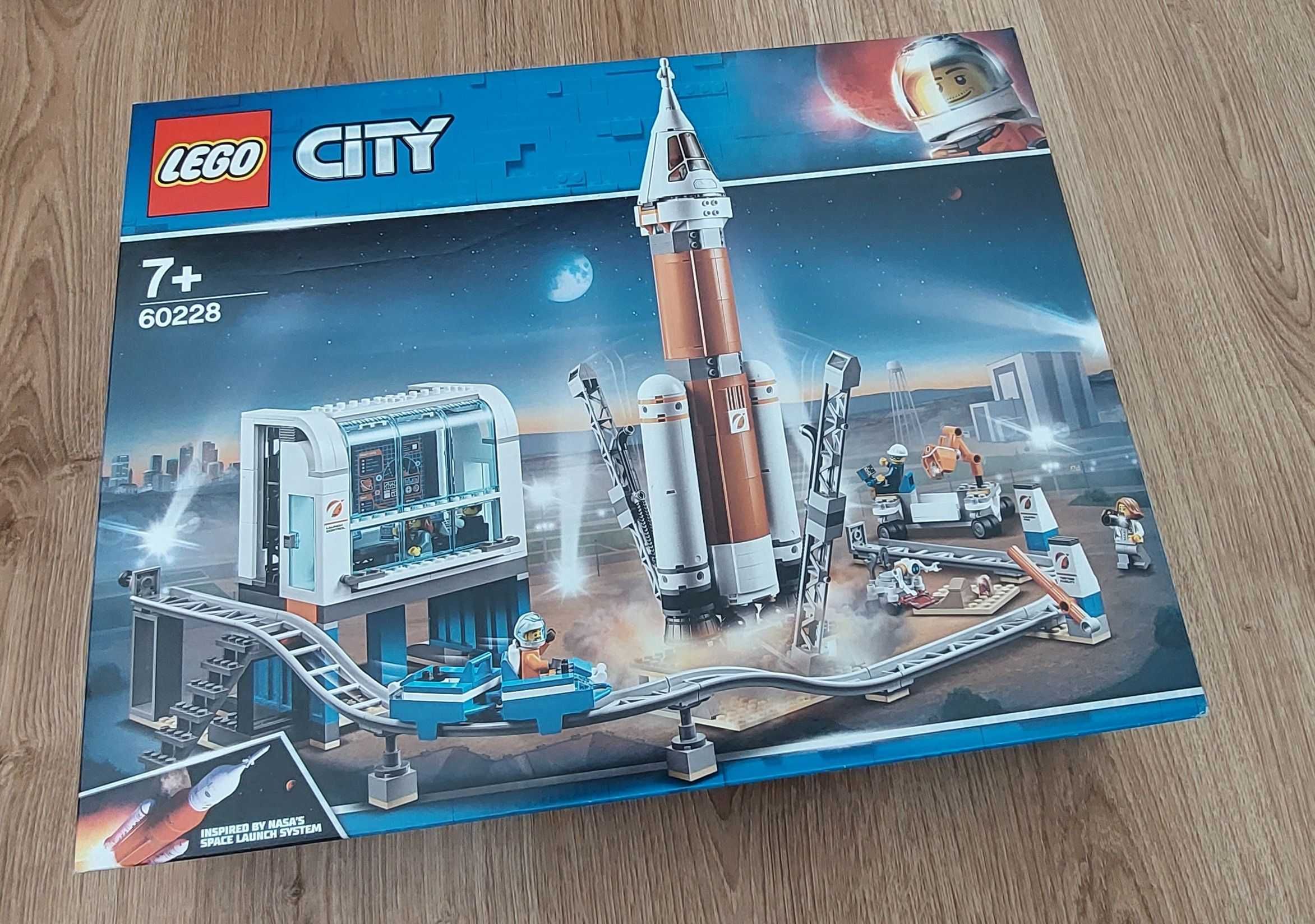 Lego City 60228 novo e selado