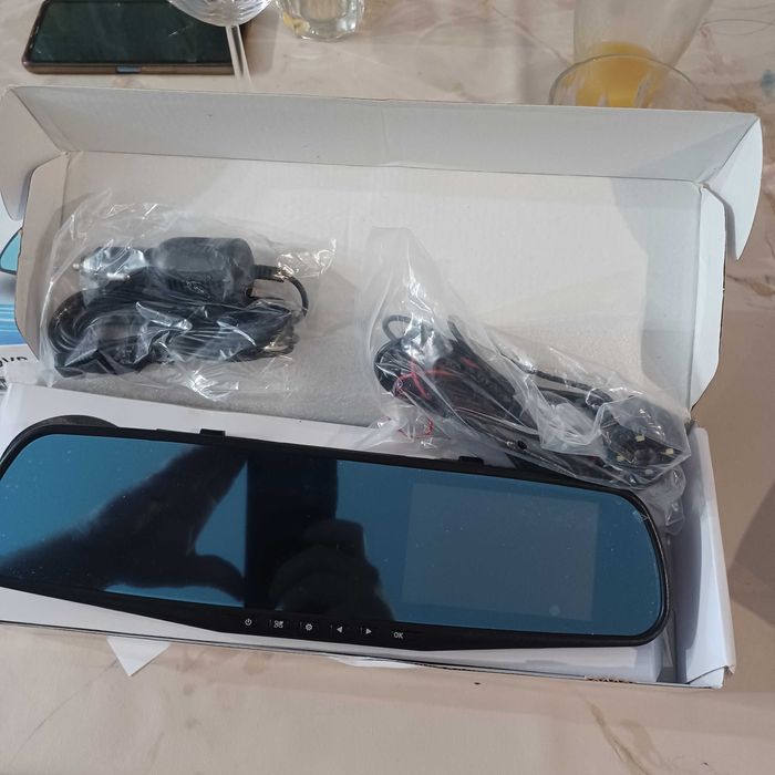 Retrovisor com camera frontal e traseira