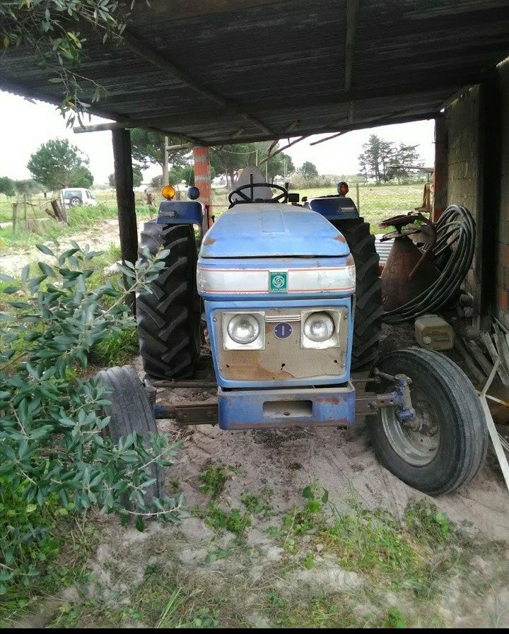 Trator Leyland 262