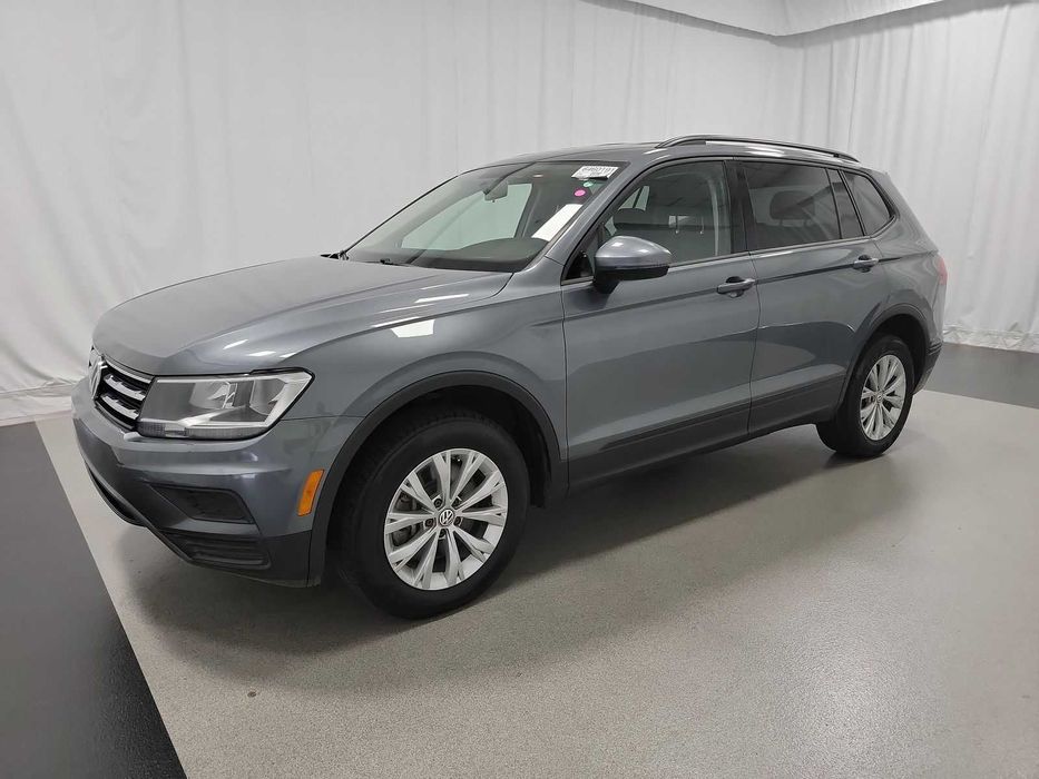 Volkswagen Tiguan S 2020 рік