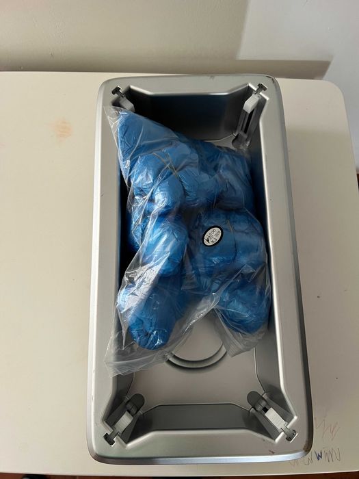 Maquina automática para cobertura de calçado