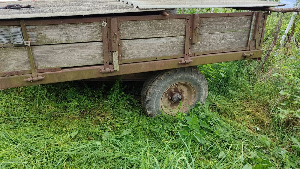 Причіп одновісний