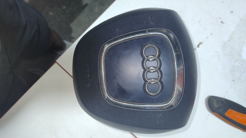 Poduszka powietrzna kierownicy audi a4 b7