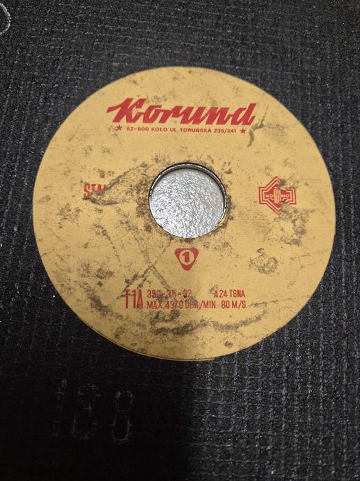 Tarcza, kamień ścierny, krążek, koło ścierne KORUND
