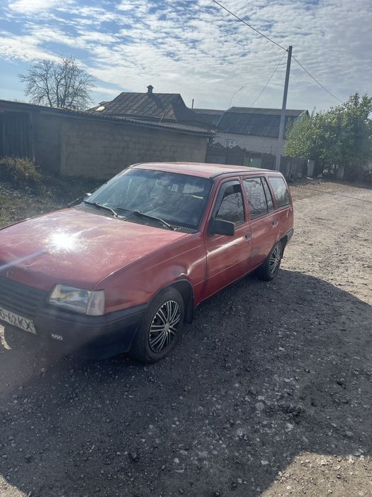 Продам opel kadet універсал