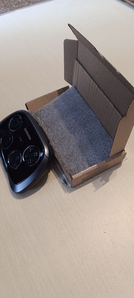 Game Pad EI-GP20 Samsung. Pad do gier
