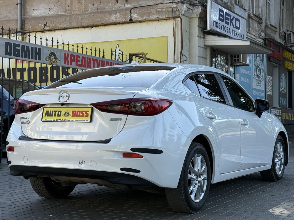Mazda 3 2015 год, 2.0 бензир