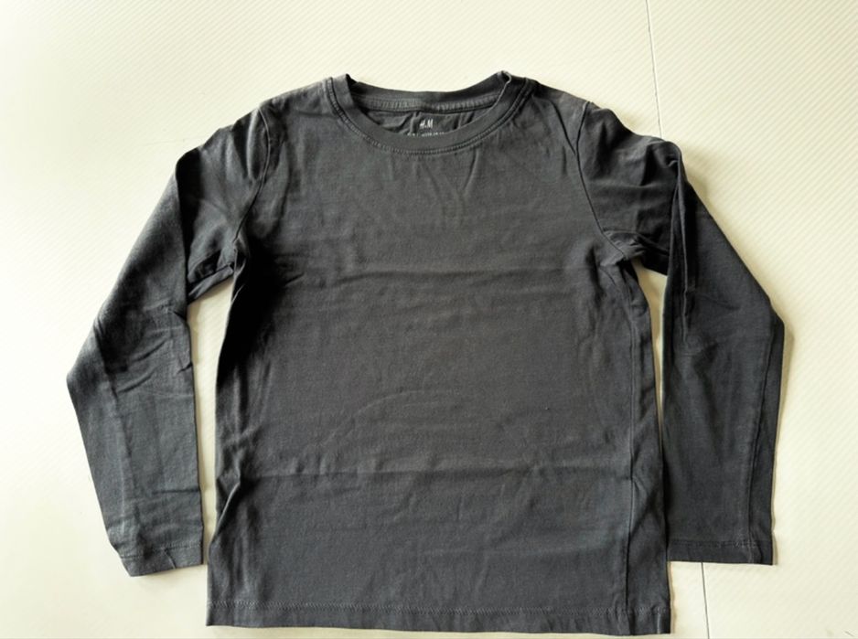 Bluzka z długim rękawem grafitowa H&M 122/128, 7-8 lat chłopiec