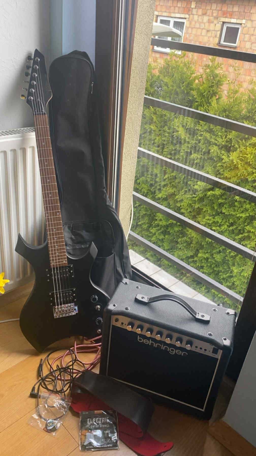 Gitara elektryczna warlock + wzmacniacz