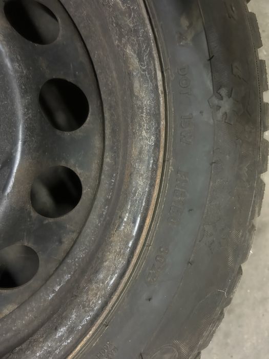 Opony zimowe 205/55r 16