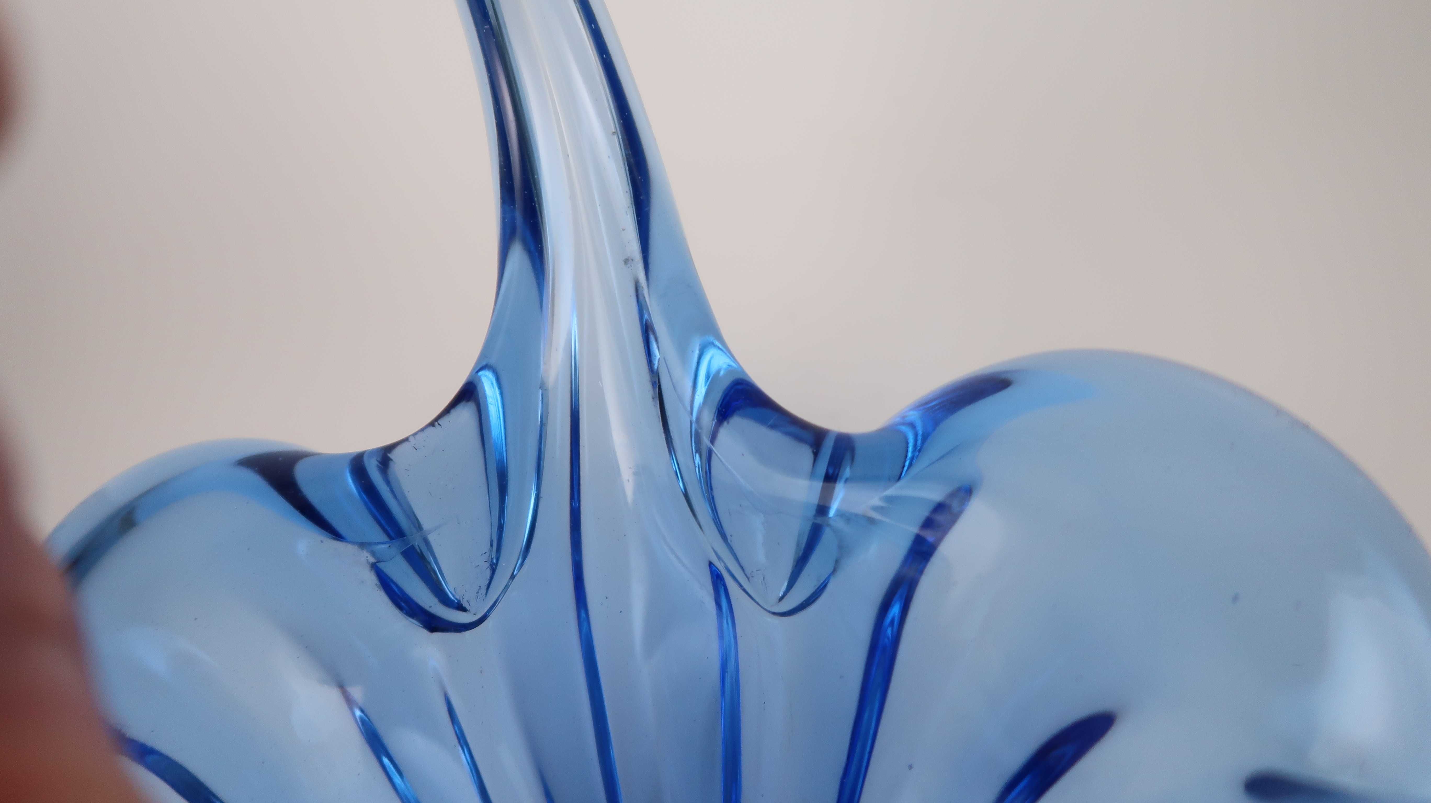 Cesta Centro de Mesa em vidro Murano azul