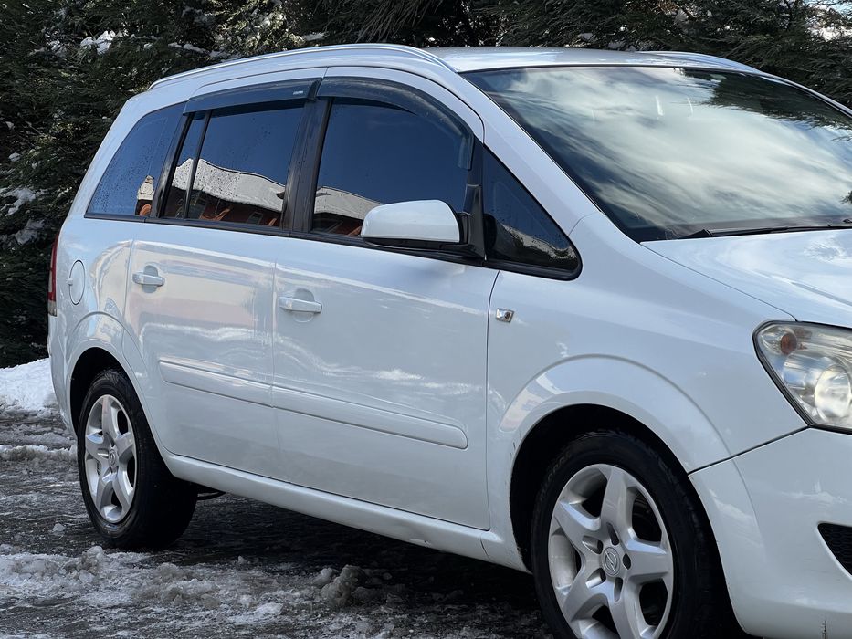 Opel Zafira рестайл 1.7 дизель 2008р