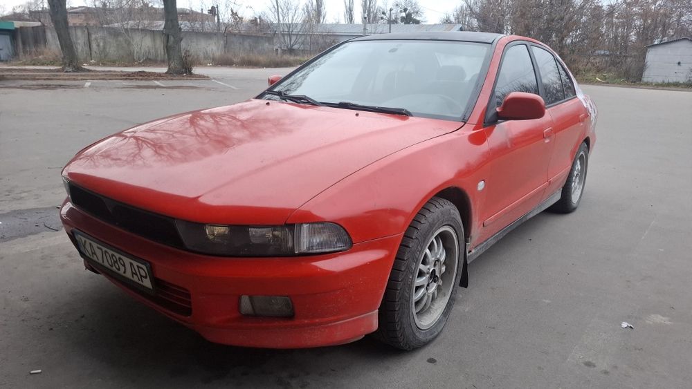 Міцубіші голанд 8