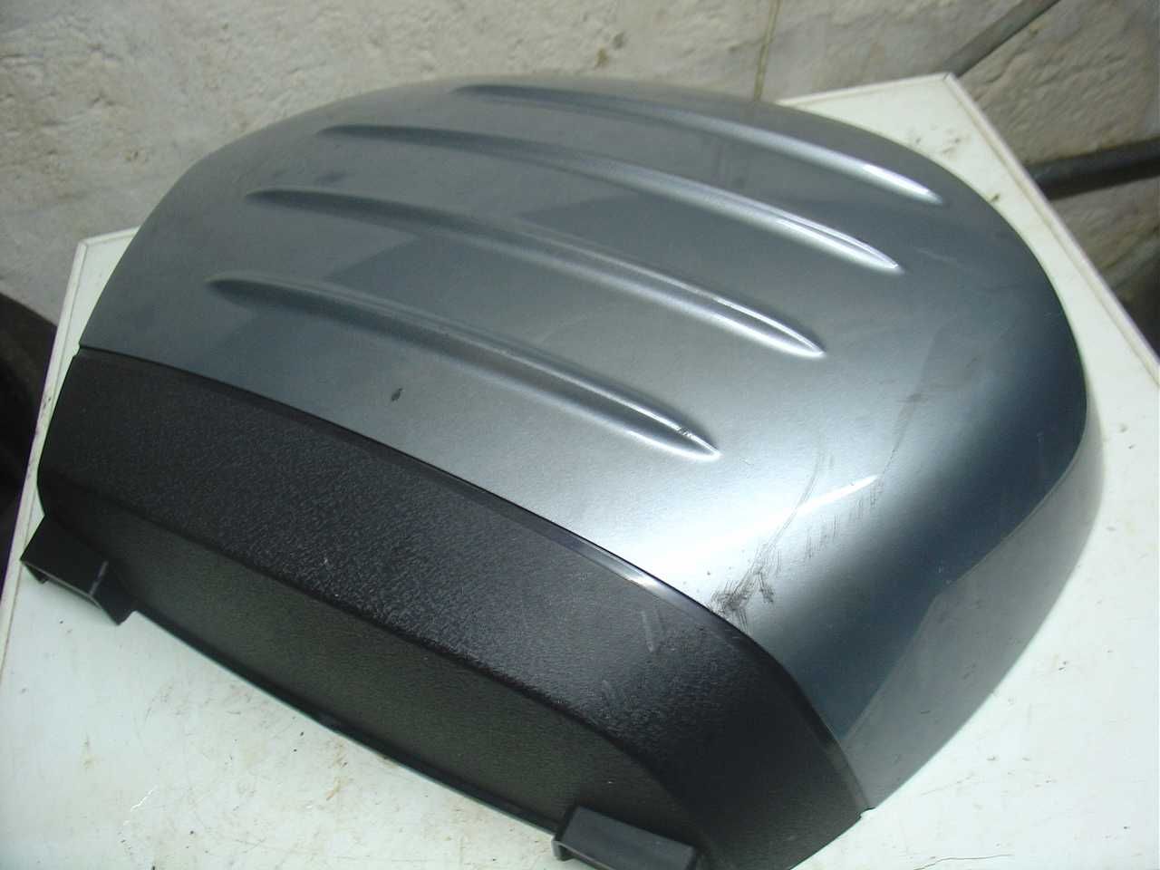 Tampa da mala direita Kawasaki GTR1400