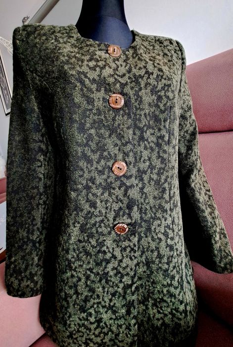 długa marynarka z okrągłym dekoltem