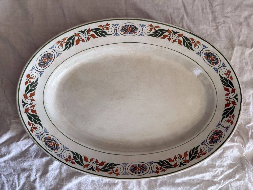 Fábrica de Loiça de SACAVÉM - Travessa oval