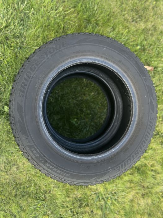 Зимова резина 195 65 R15 Bridgestone
