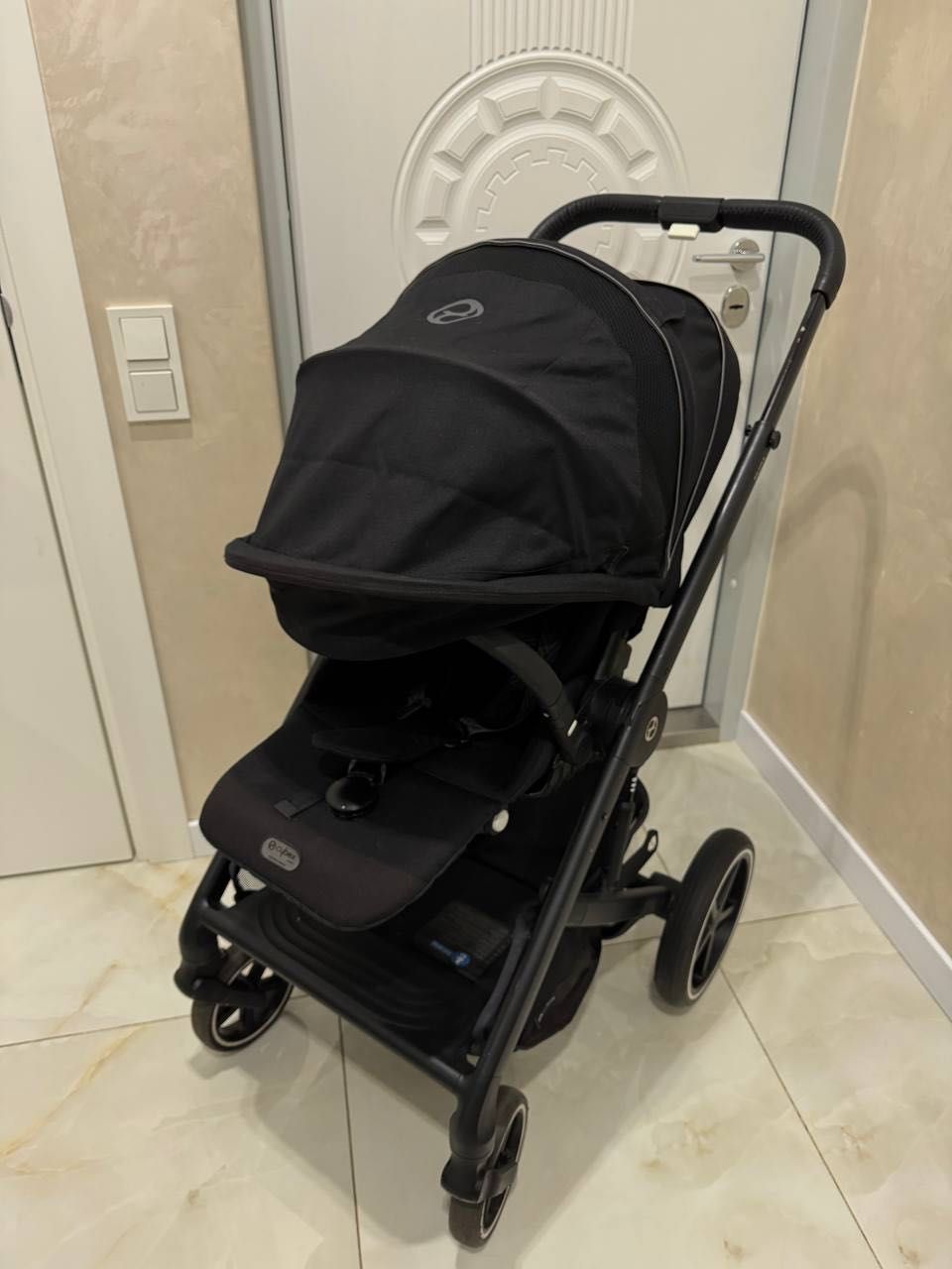 Коляска 2 в 1 Cybex Balios S Lux 2022 року (відмінний стан)