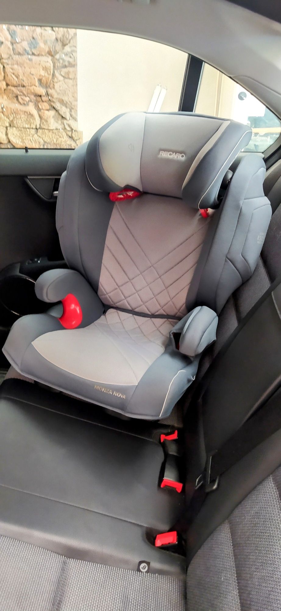 Автокрiсло RECARO Monza nova