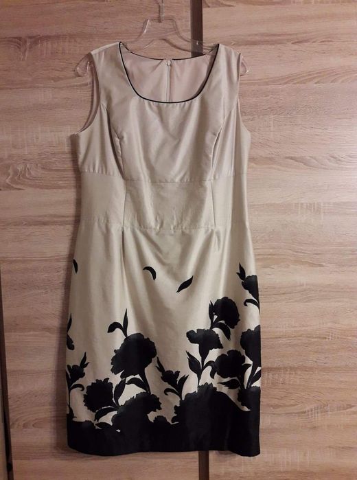 Sukienka rozmiar 46 żakiet