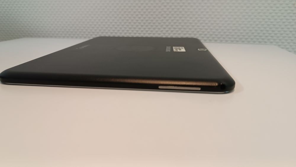 Планшет Samsung Galaxy Tab 4 (SM-T535) 16Gb