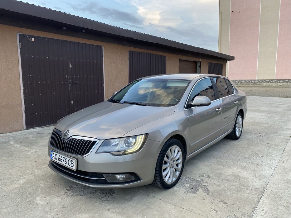 Skoda Superb 2013 Шкода Суперб 2013(рестайлінг) 2.0tdi автомат