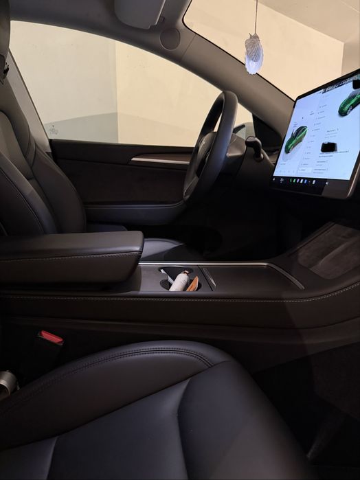 Tesla Model Y Dual Motor - RESERVADO