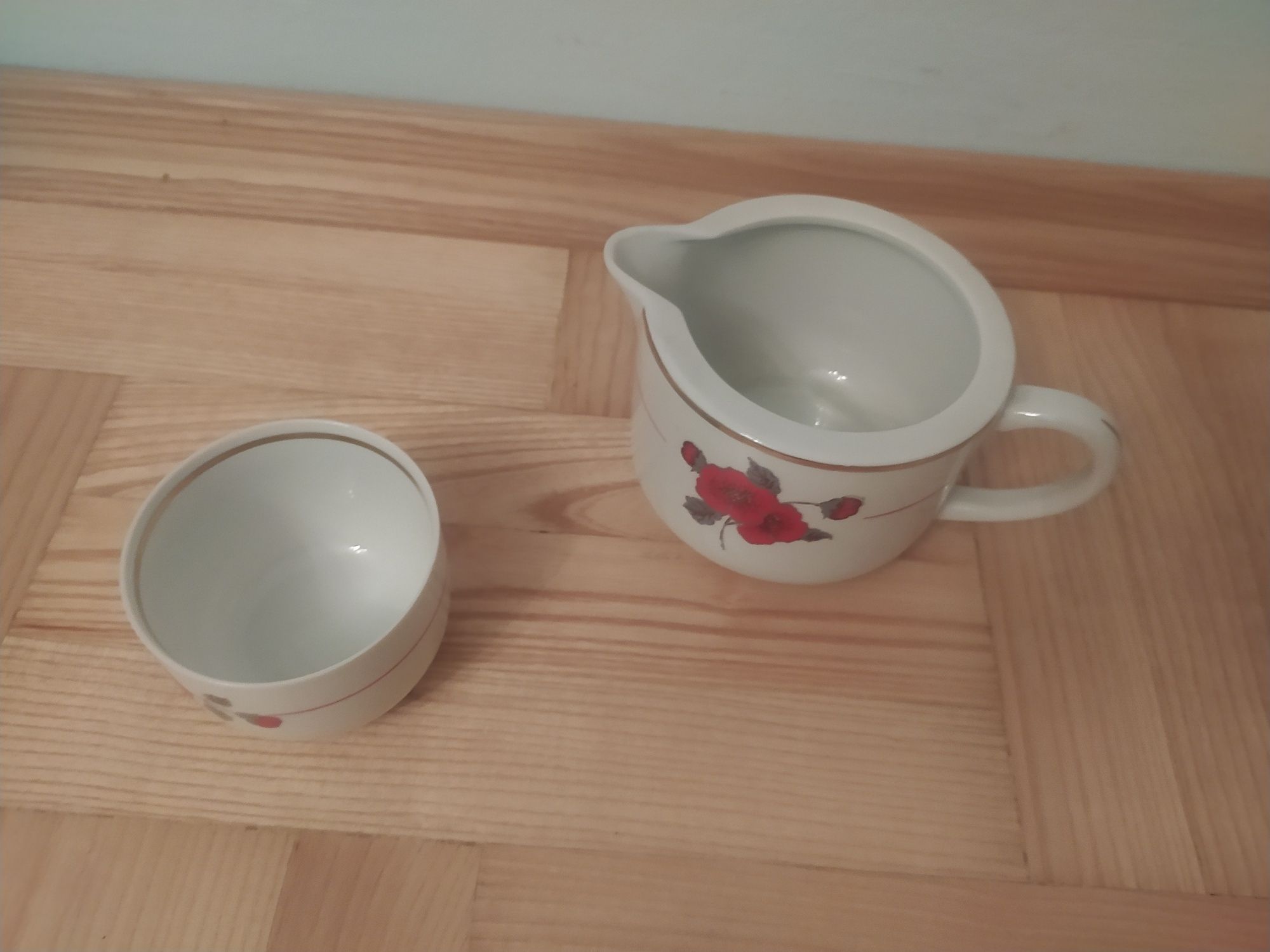 Dzbanek mlecznik cukierniczka miseczka komplet porcelana Karolina