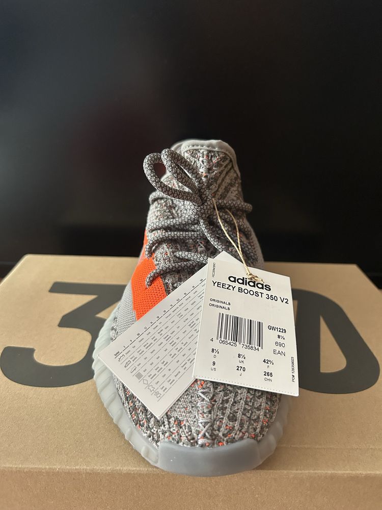 Yeezy boost 350 V2 beluga reflective