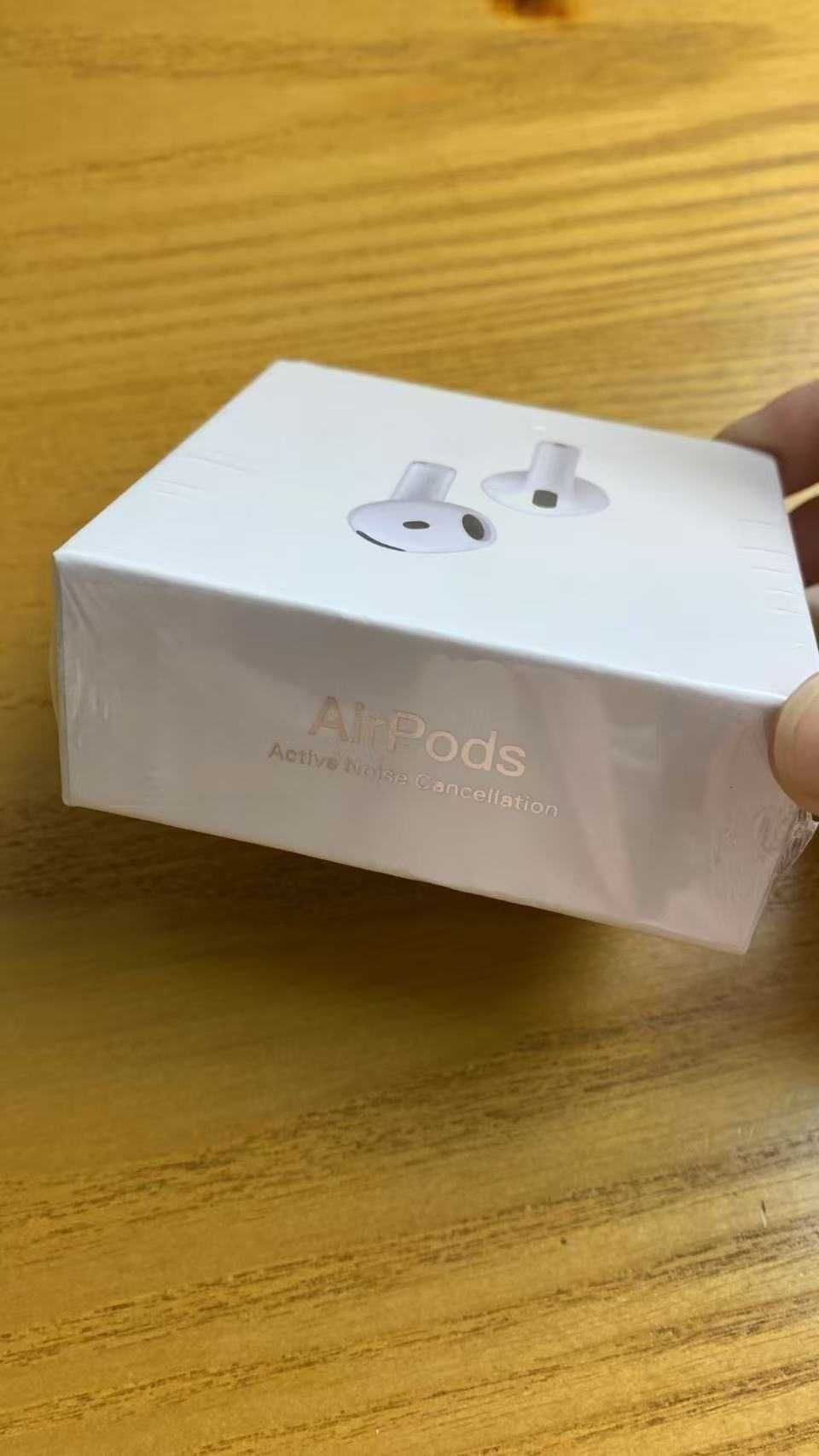Apple AirPods 4 zapieczętowane, z aktywną redukcją szumów