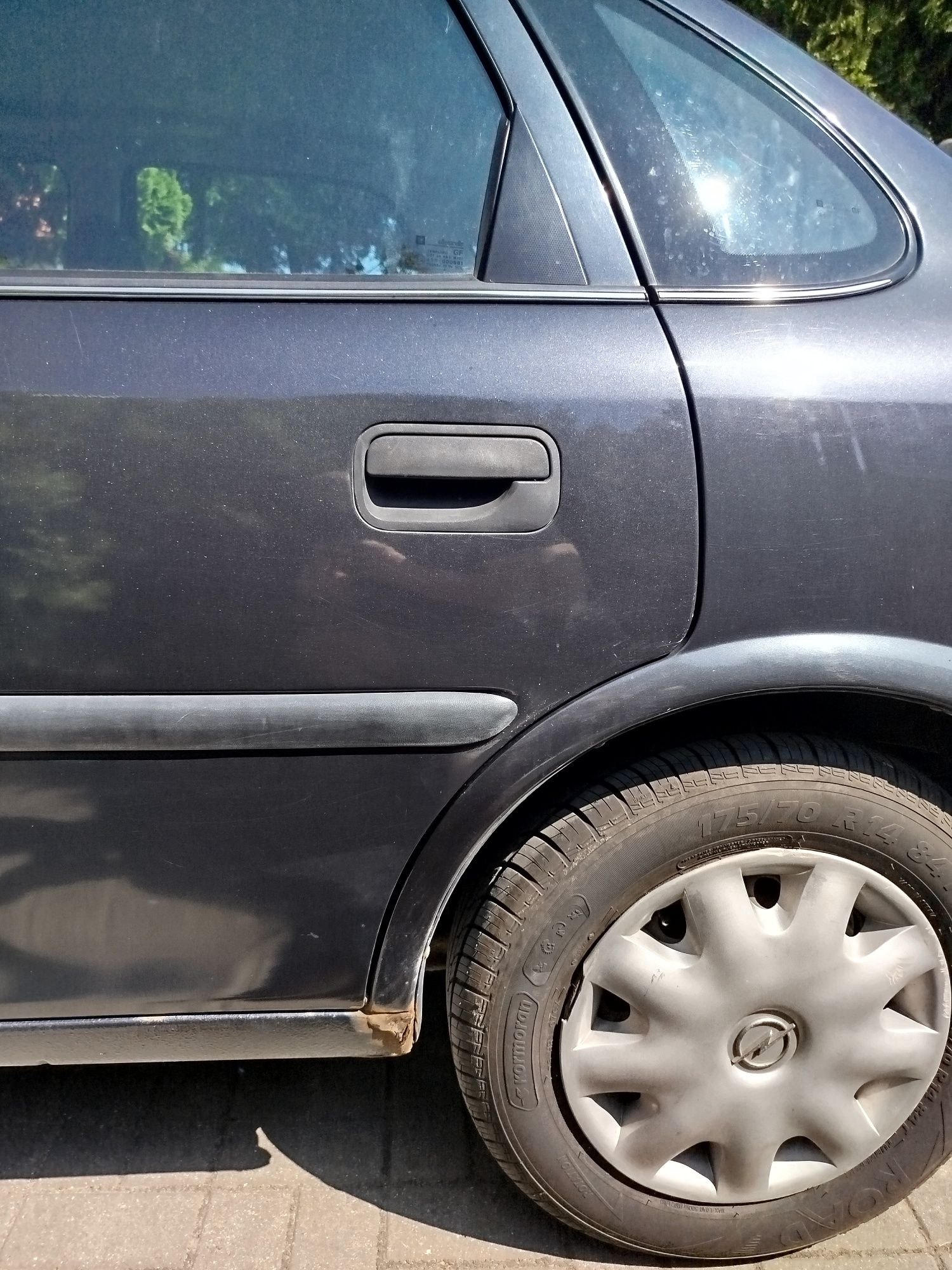 Sprzedam Opel Vectra B 1.6 benzyna przebieg 115t km