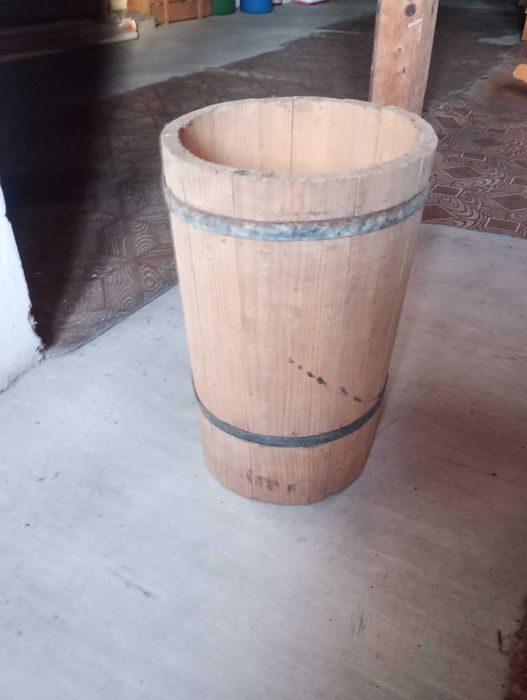 Komplet trzech kwietników ogrodowych