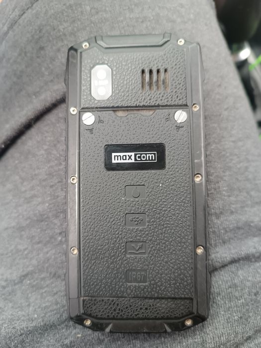 Telefon MaxCom dwie karty SIM