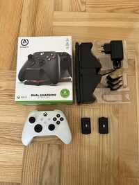 Kontroler / pad XBOX Series + stacja ładująca