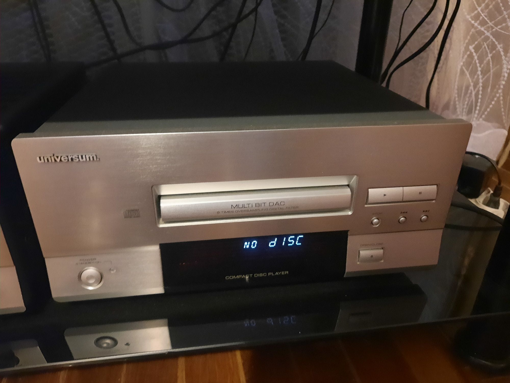 Музцентр "Universum V-4097"(Teac H-500)